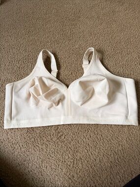 Cacique Wireless Comfort Bra - Ivory